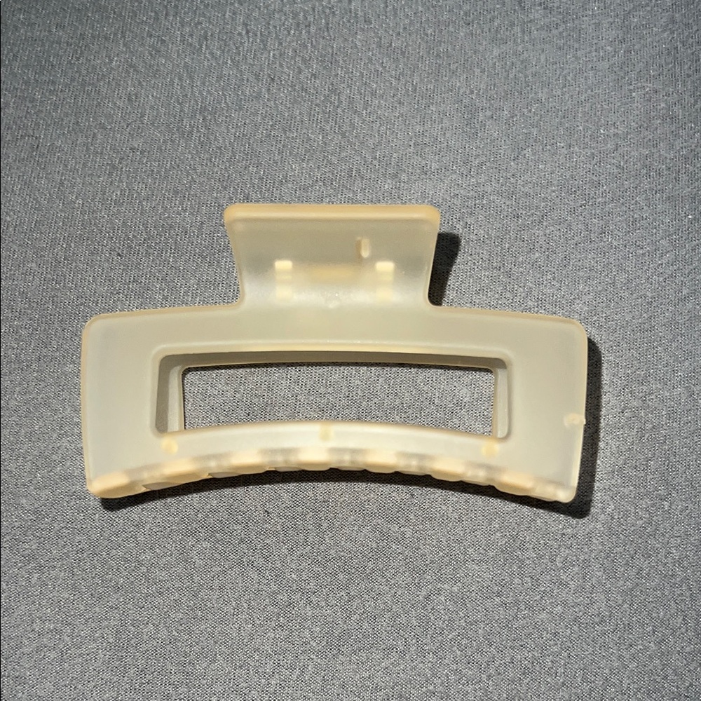 Small Orange Cream Hair Claw Clip